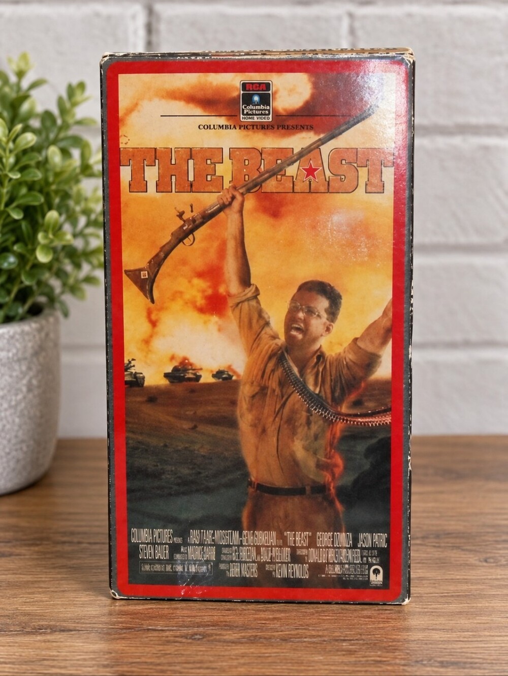 The Beast 1988 ‧ War/Drama  Columbia Pictures VHS tape